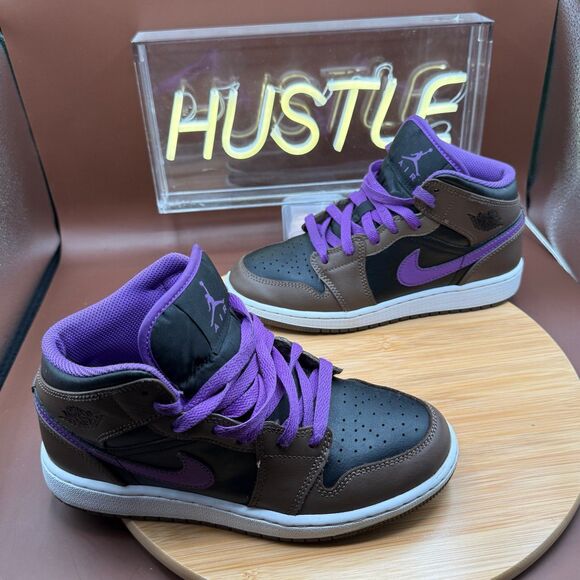 Air Jordan 1 Mid "Palomino" (GS) Youth Size 4.5Y - Picture 8 of 11